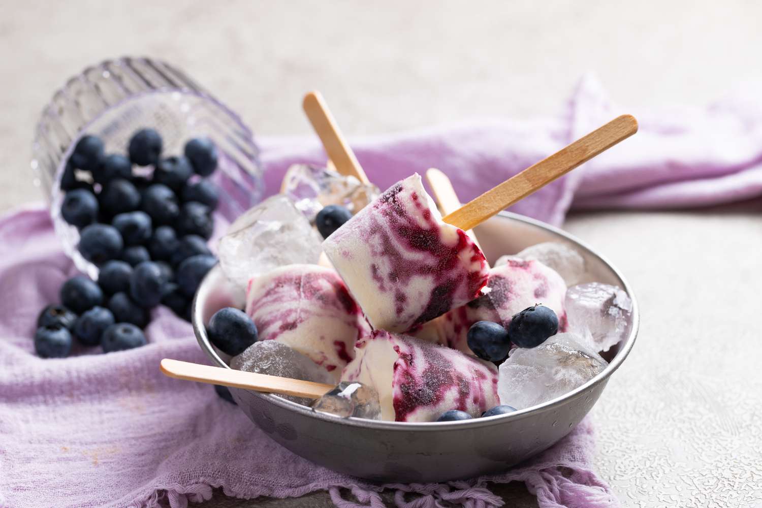 Using Homegrown Fruits to Make Cool Treats for Summer season season Days